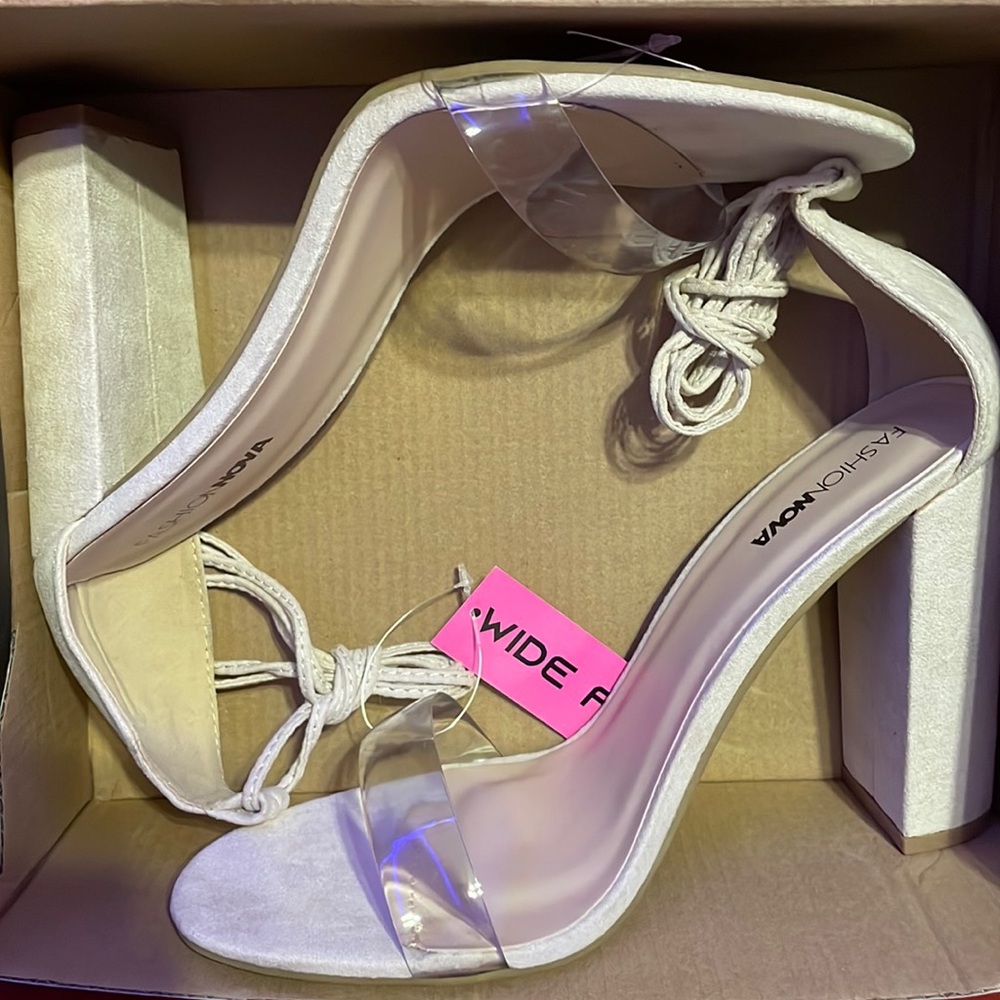 Lose it all heel fashion nova brand new never worn